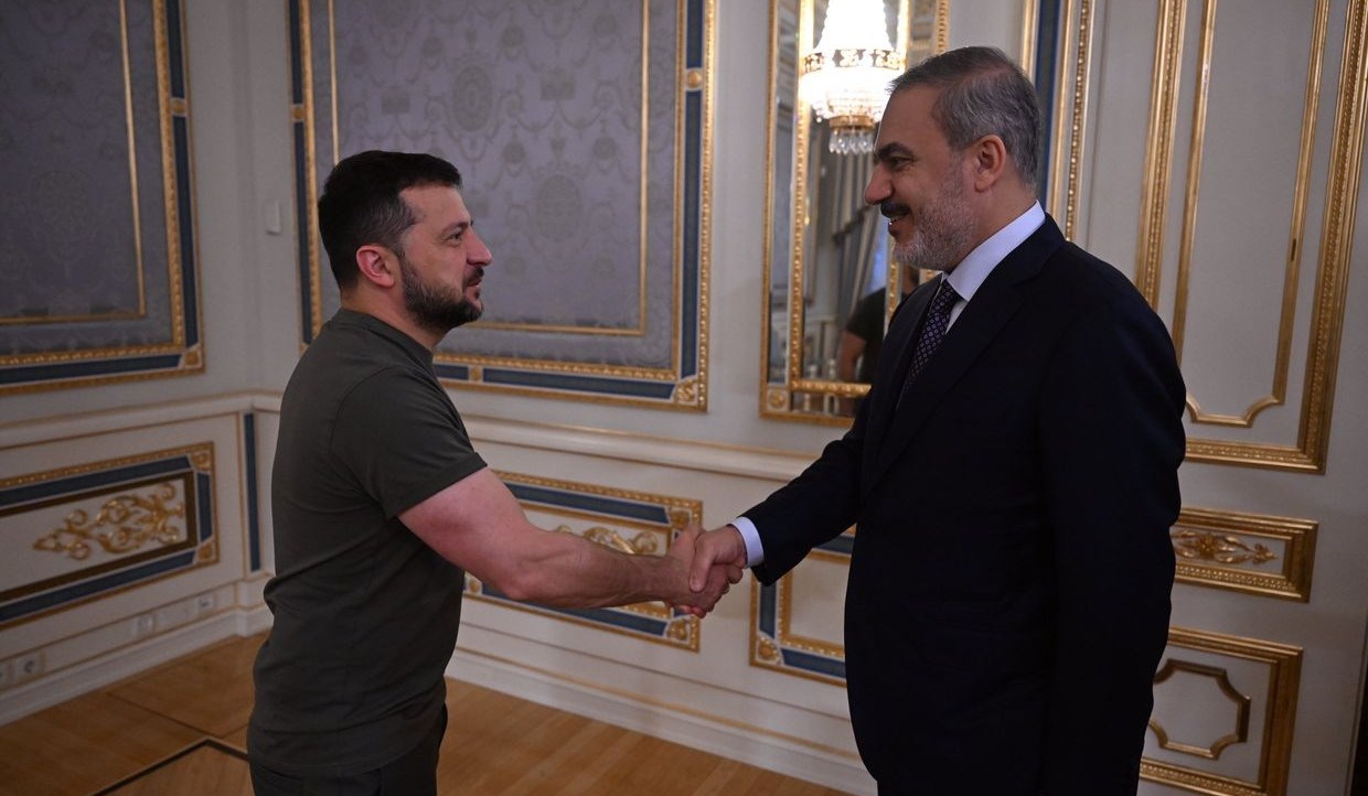 Fidan meets with Zelensky in Kyiv